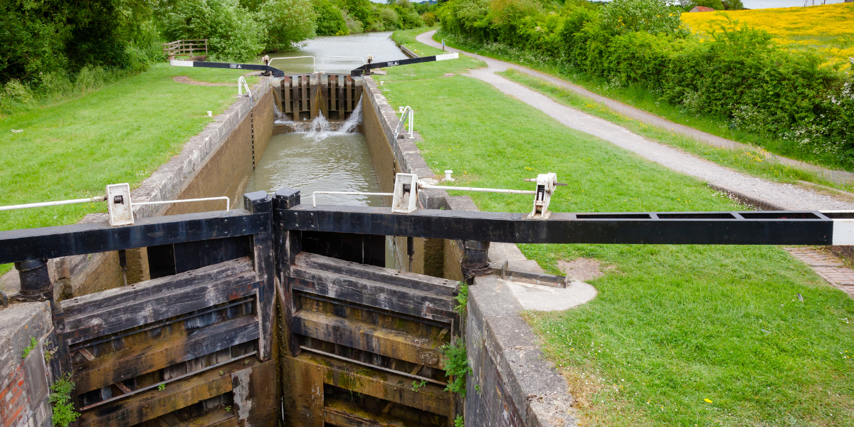 Picture of Kennet and Avol Canal in Wiltshire