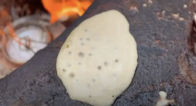 Cooking pancakes in the wild bushcraft
